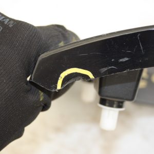 Land Rover Defender Front Right Wing Cover Trim 2020 ON L8B2-16D054-BD *DAMAGED* - Image 6
