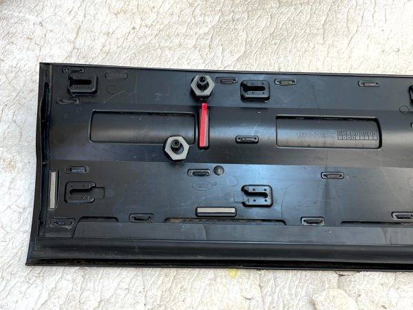 Land Rover Defender L663 Front Left Door Molding Trim 20 ON L8B2-21065-C Genuine 7 Land Rover Defender L663 Front Left Door Molding Trim 20 ON L8B2 21065 C Genuine 178430132580 8