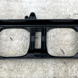 Land Rover Defender L663 Rear Left Tail Light Cover Trim 20 ON 00211193 Genuine - Image 8