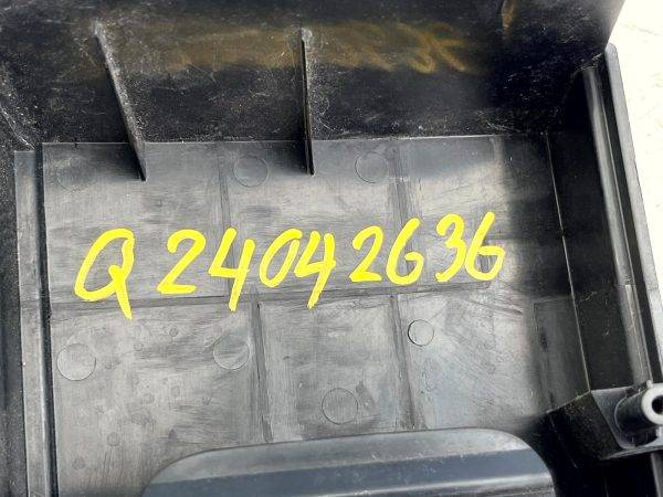 Land Rover Defender L663 Rear Left Tail Light Cover Trim 20 ON 00211193 Genuine 178507815500 10