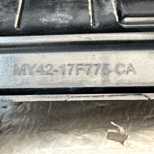 Land Rover Discovery 5 R-Dynamic Front Bumper Grille 17 ON MY4217F775CA Genuine 24 Land Rover Discovery 5 R-Dynamic Front Bumper Grille 17 ON MY4217F775CA Genuine - Image 12