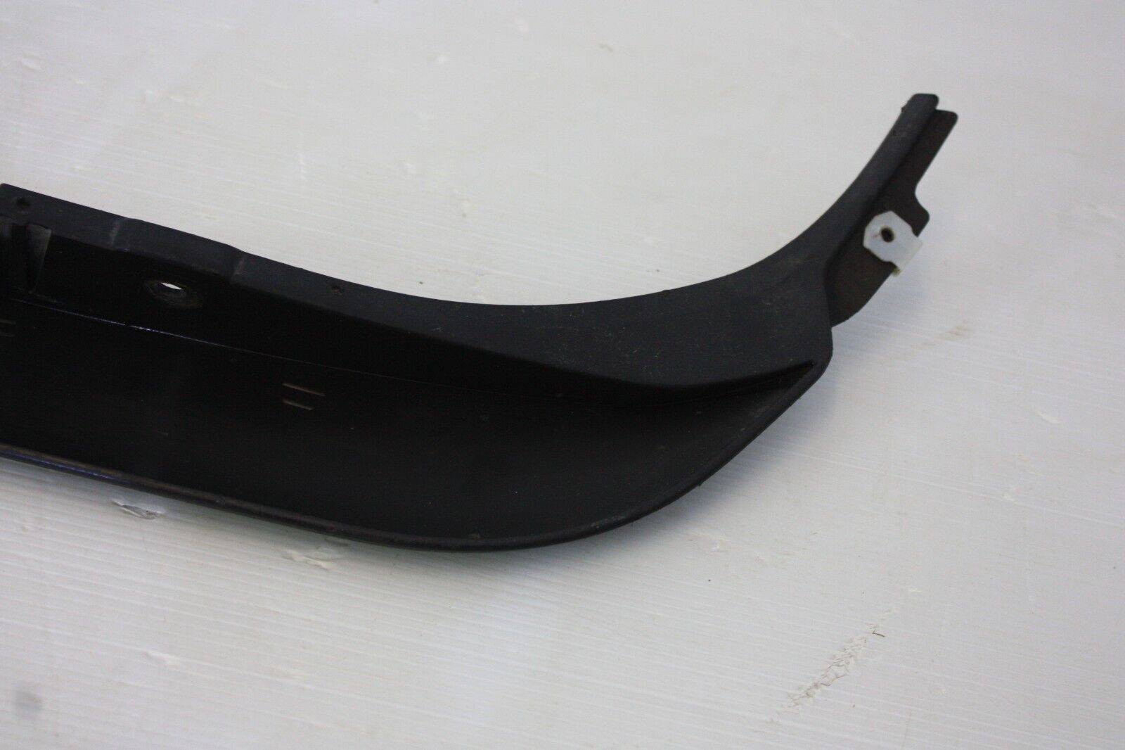 Land-Rover-Discovery-Front-Right-Mud-Guard-EH22-17F017-AA-Genuine-175516841820-8