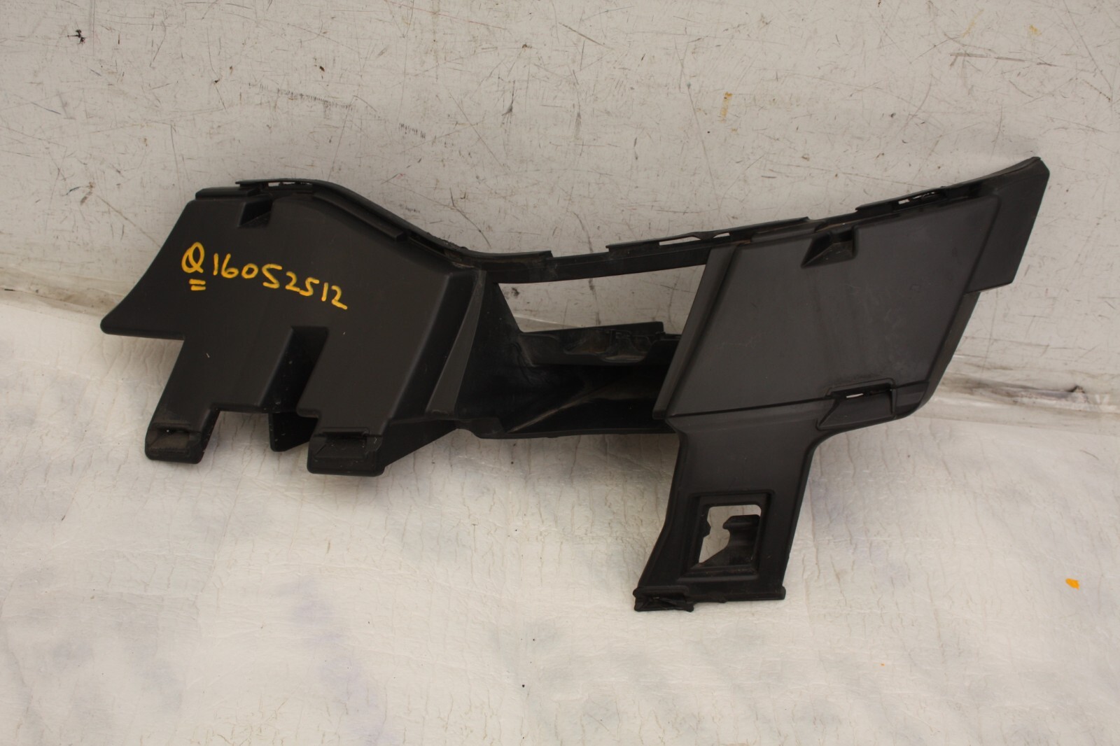 Land Rover Discovery L462 Front Bumper Left Bracket 2017 ON HY32-17C863-AA