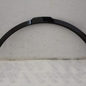 Land Rover Discovery L462 Front Left Wheel Arch 2017 ON HY3M-16A075-AC *DAMAGED* - Image 1