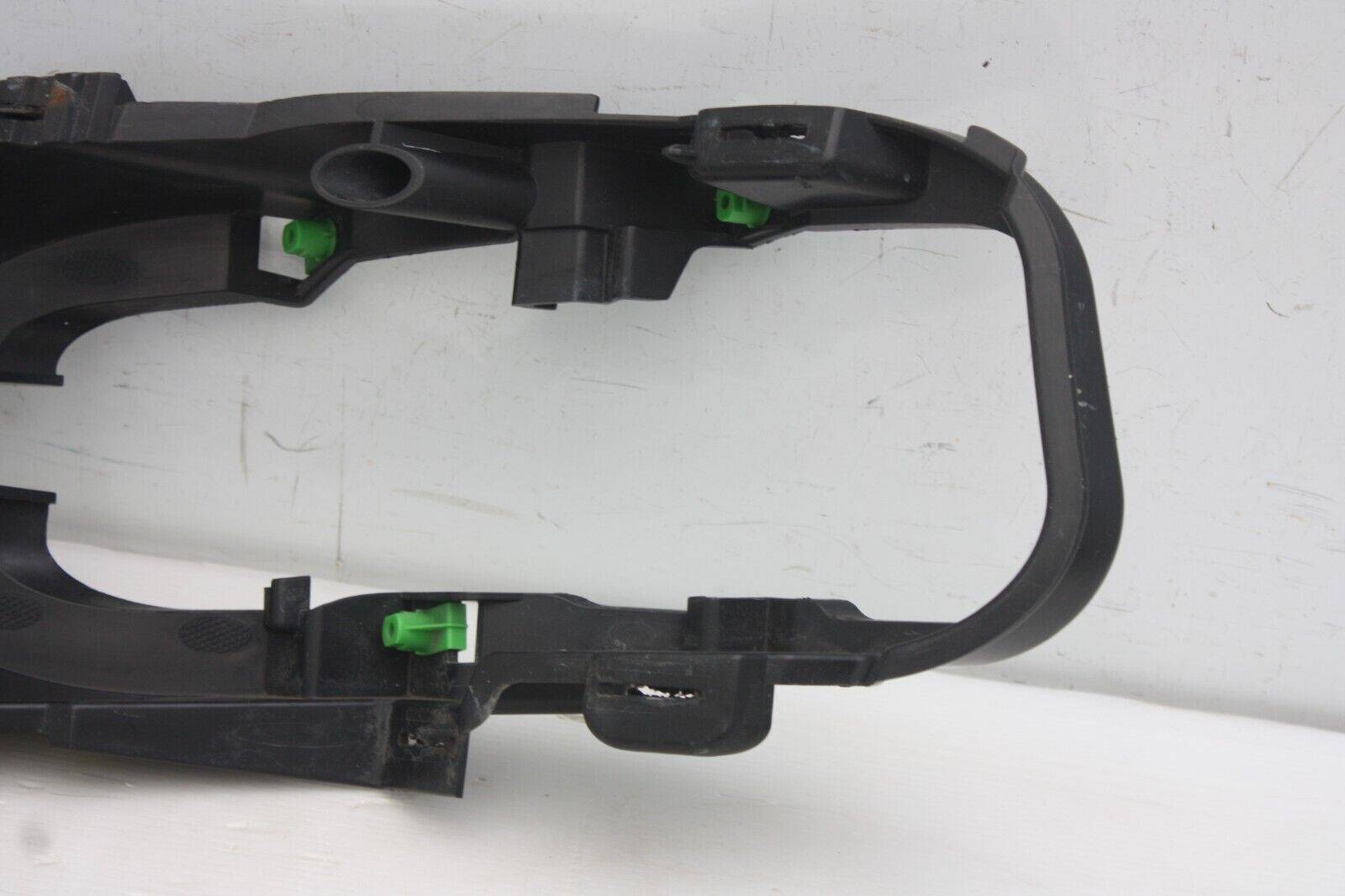 Land-Rover-Discovery-Sport-Front-Bumper-Left-Bracket-2015-to-2019-FK72-15T223-A-175651164390-3