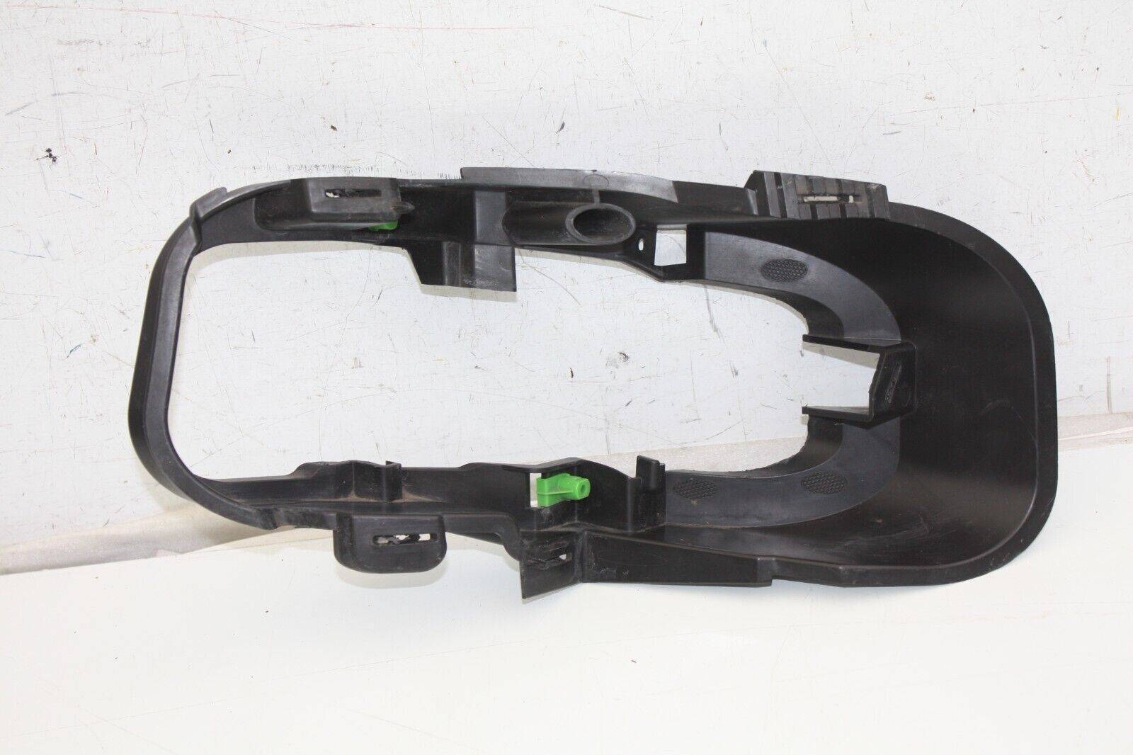 Land-Rover-Discovery-Sport-Front-Bumper-Right-Fog-Light-Bracket-15-TO-19-Genuine-176611421180