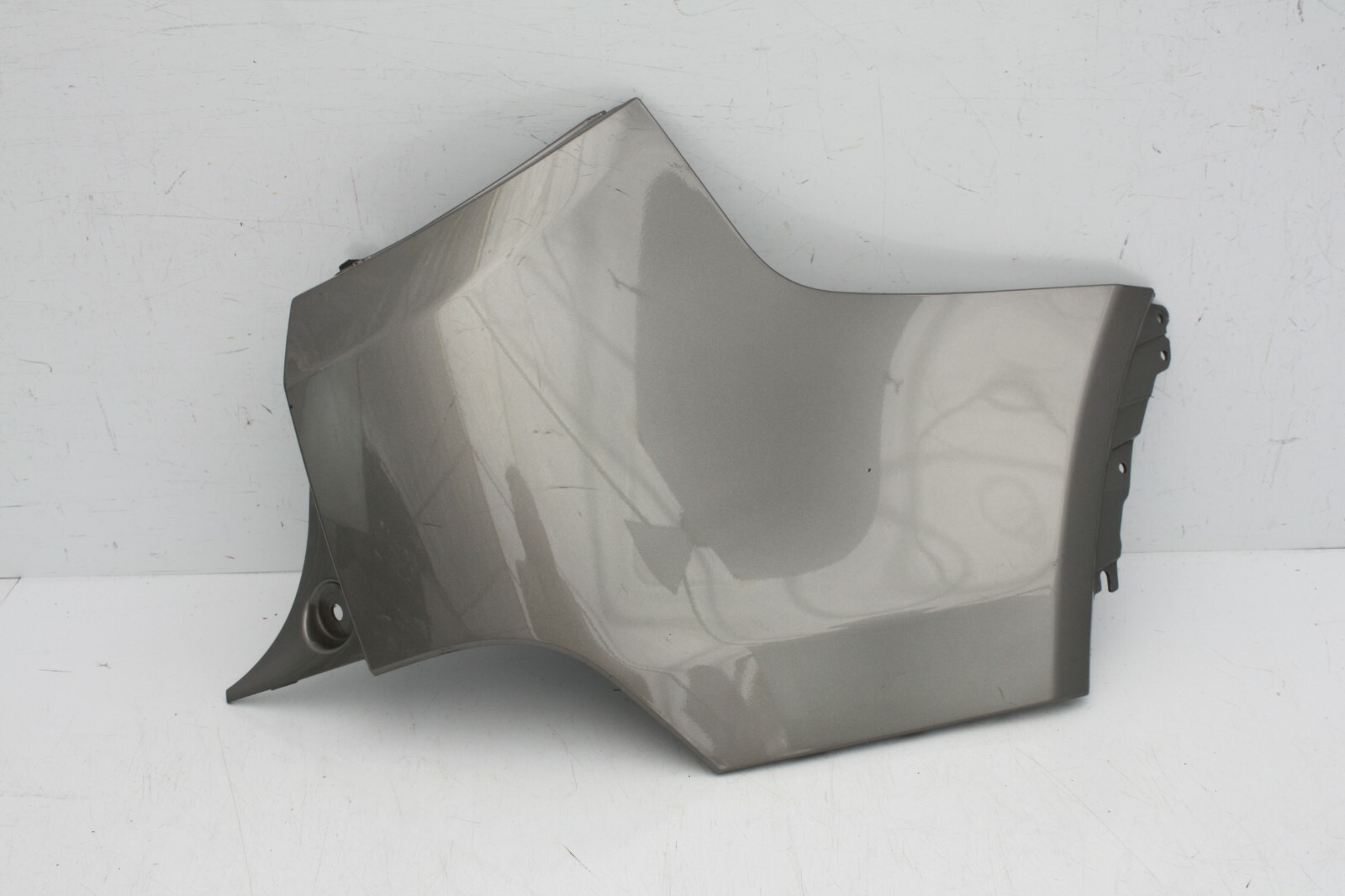 Land Rover Discovery Sport L550 Rear Right Corner 2015 on