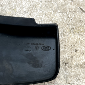 Land Rover Range Rover L460 Rear Right Mud Flap M8EM-16L586-AE Genuine - Image 9
