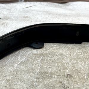 Land Rover Range Rover L460 Rear Right Mud Flap M8EM-16L586-AE Genuine - Image 10