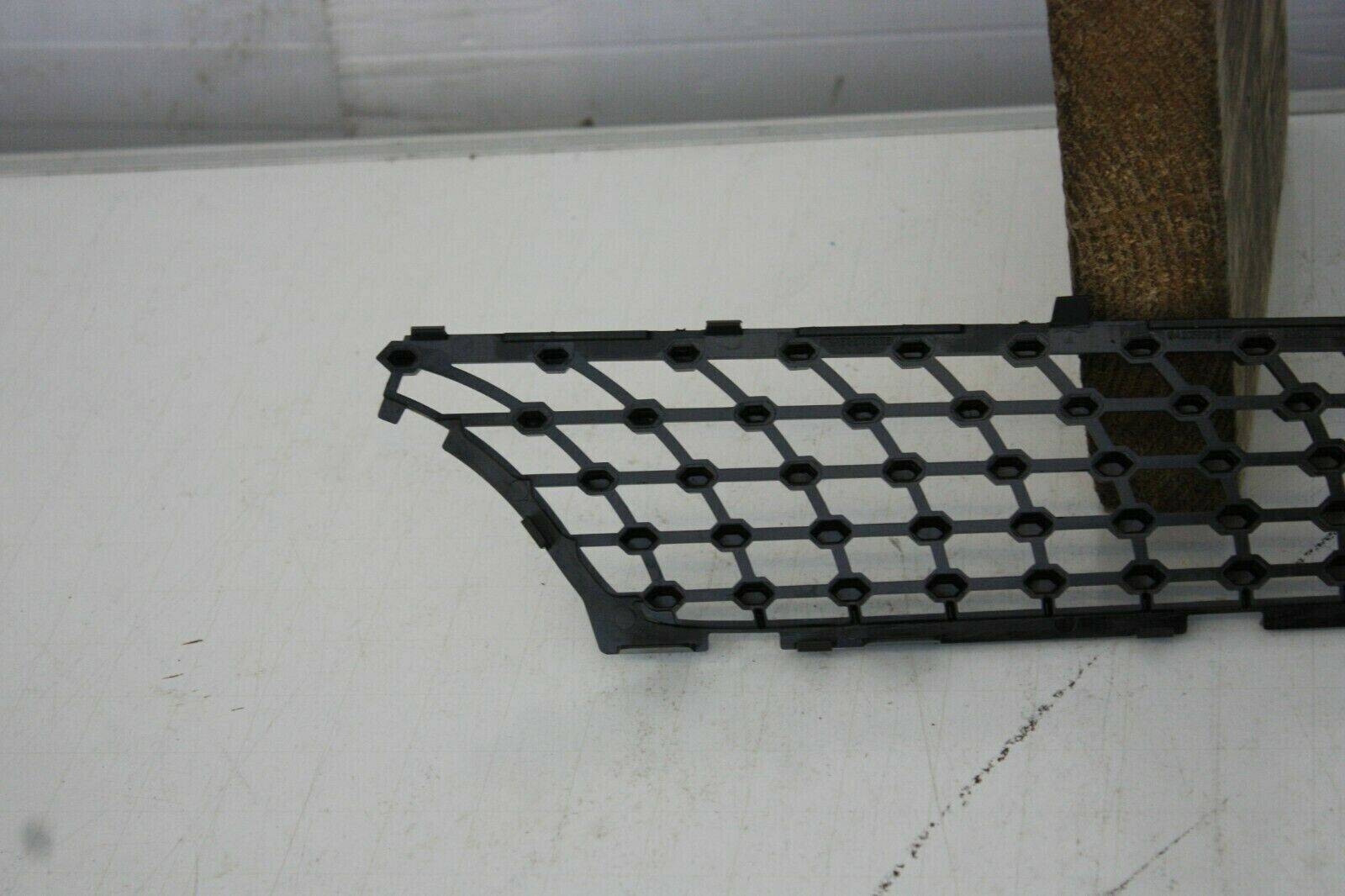 MERCEDES-C-CLASS-AMG-W205-FRONT-BUMPER-RIGHT-GRILL-SECTION-A2058881460-175430813990-5