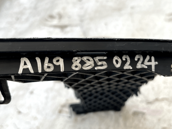 Mercedes A Class W169 Front Bumper Lower Grille 2008 2012 A1698850224 Genuine 178515988880 13