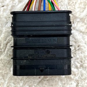 Mercedes C Class W204 PDC Parking Sensor Loom Plug Connector A0001534524 Genuine - Image 3