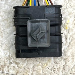 Mercedes C Class W204 PDC Parking Sensor Loom Plug Connector A0001534524 Genuine - Image 5