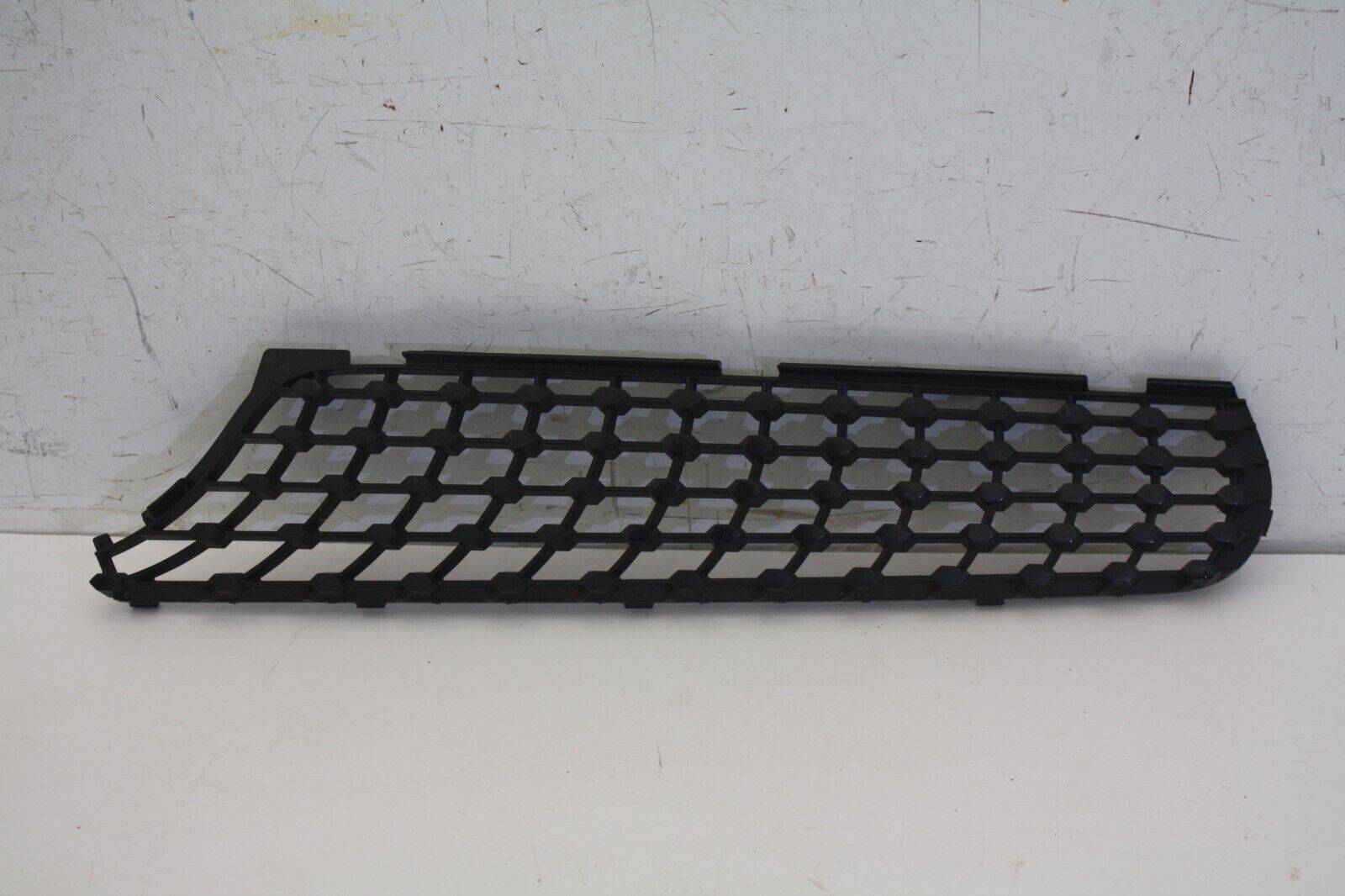 Mercedes C Class W205 AMG Front Right Side Grill A2058881460 Genuine 176234523240