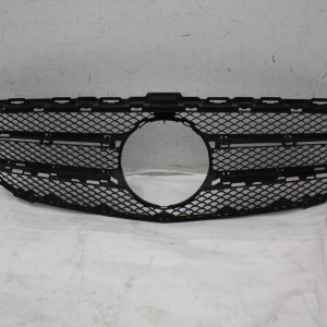Mercedes C Class W205 Front Bumper Grill 2014-2018 A2058800183 Genuine *DAMAGED* - Image 1