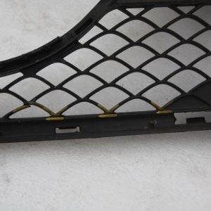 Mercedes C Class W205 Front Bumper Grill 2014-2018 A2058800183 Genuine *DAMAGED* - Image 6