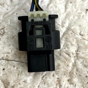 Mercedes C-Class W205 PDC Sensor Wiring Loom Plug Connector A0225452426 Genuine - Image 5