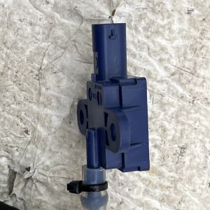 Mercedes CLA C117 Crash Impact Sensor A1179050902 Genuine - Image 16