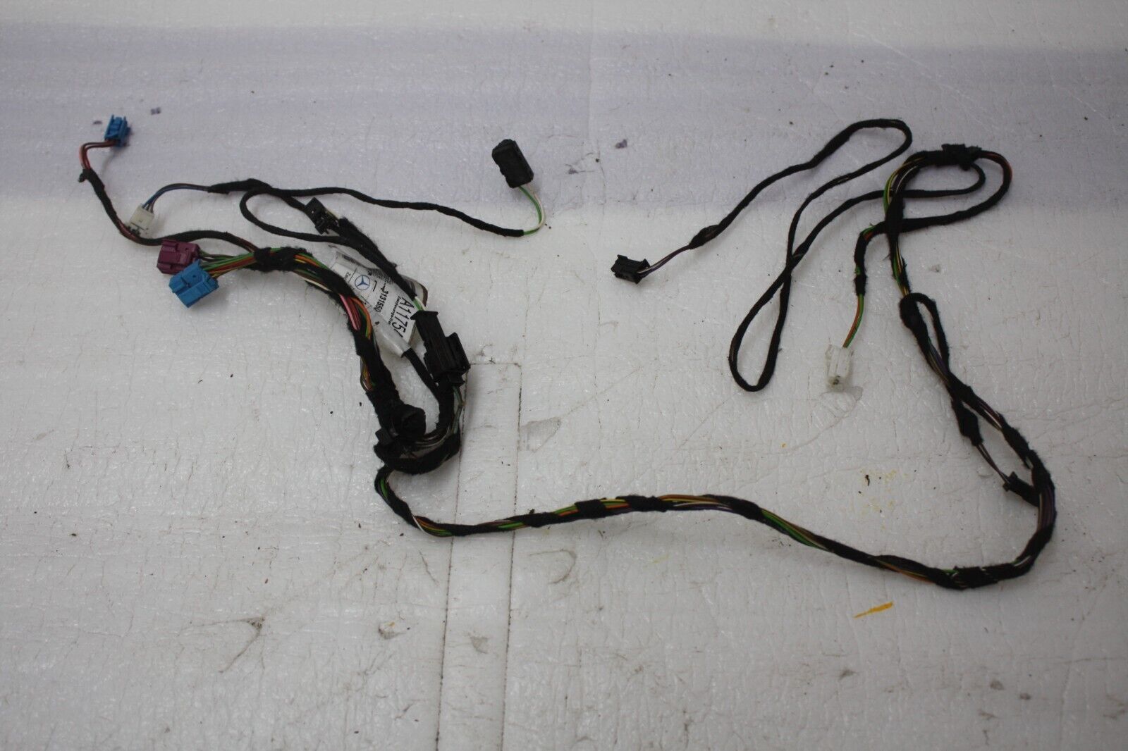 Mercedes CLA C117 Front Right Door Wiring Loom A1175401205 Genuine