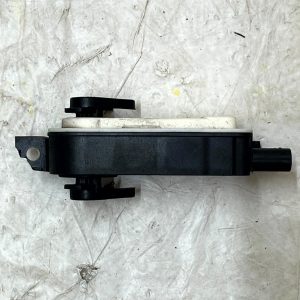 Mercedes CLA C118 X118 W177 HVAC Air Intake Actuator Motor 5878R1000 Genuine - Image 3