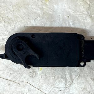 Mercedes CLA C118 X118 W177 HVAC Air Intake Actuator Motor 5878R1000 Genuine - Image 4