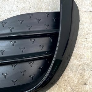 Mercedes CLE C236 AMG Front Right Fog Light Grill Trim 24 ON A2368853202 Genuine - Image 3