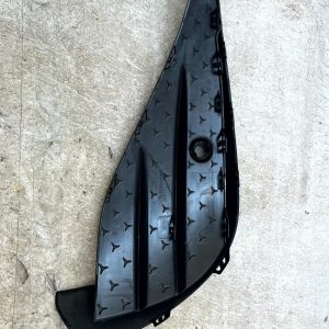 Mercedes CLE C236 AMG Front Right Fog Light Grill Trim 24 ON A2368853202 Genuine - Image 8