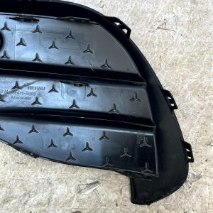 Mercedes CLE C236 AMG Front Right Fog Light Grill Trim 24 ON A2368853202 Genuine - Image 9