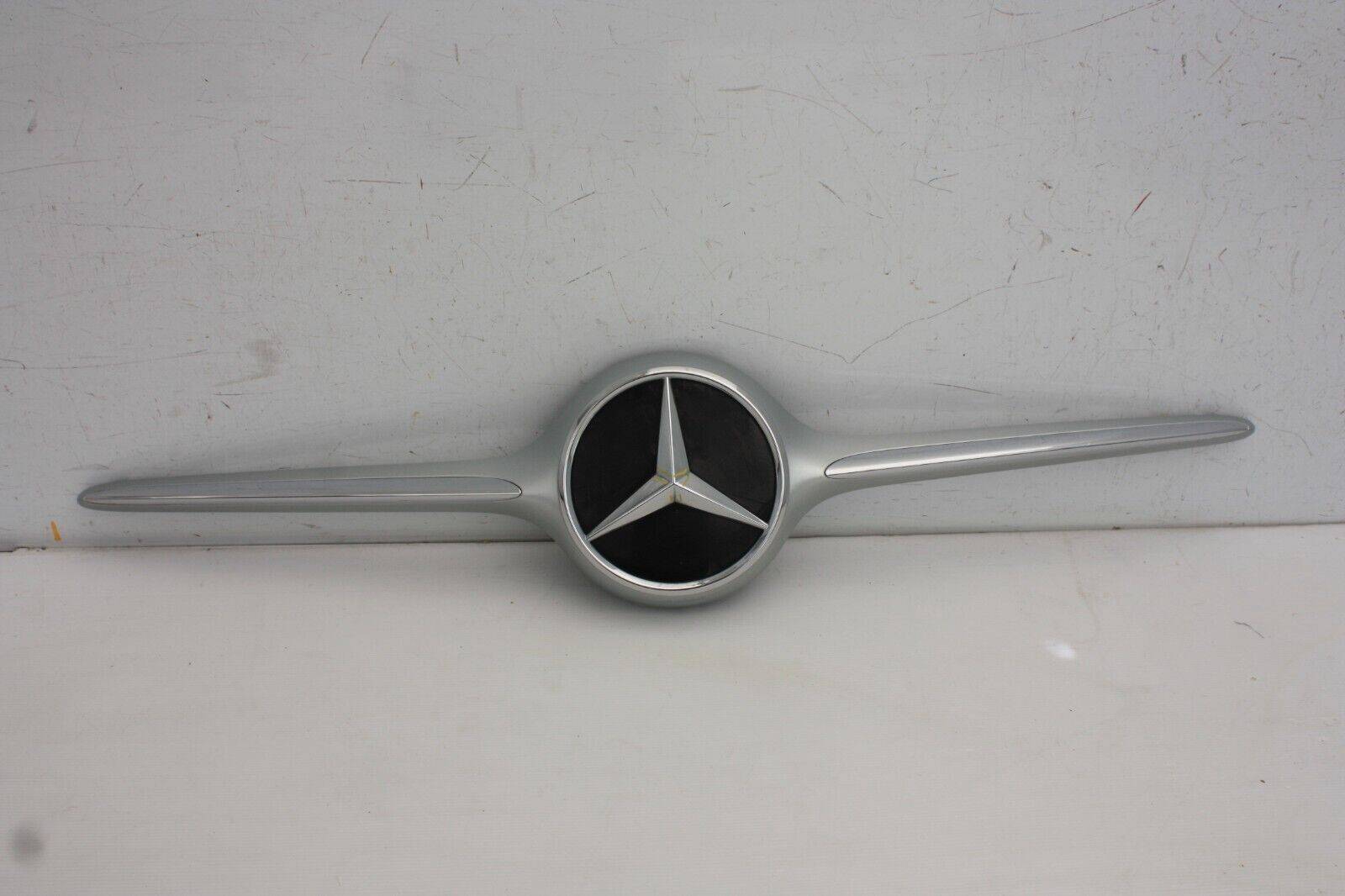 Mercedes-CLS-C257-Front-Bumper-Grill-Trim-A2578851300-Genuine-175770084850