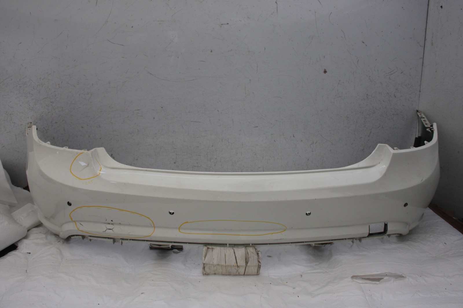 Mercedes E Class C207 AMG Rear Bumper 2009-2013 A2078853525 Genuine *DAMAGED*