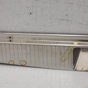 Mercedes E Class W212 Tailgate Boot Protection Cover 2009 TO 2013 A2126900027 - Image 5