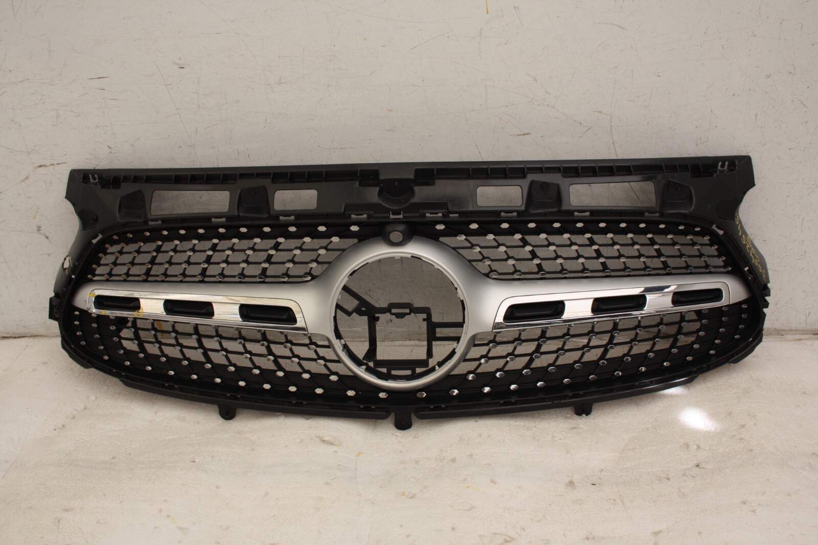 Mercedes GLA H247 Front Bumper Grill 2020 TO 2023 A2478883901 Genuine *DAMAGED*