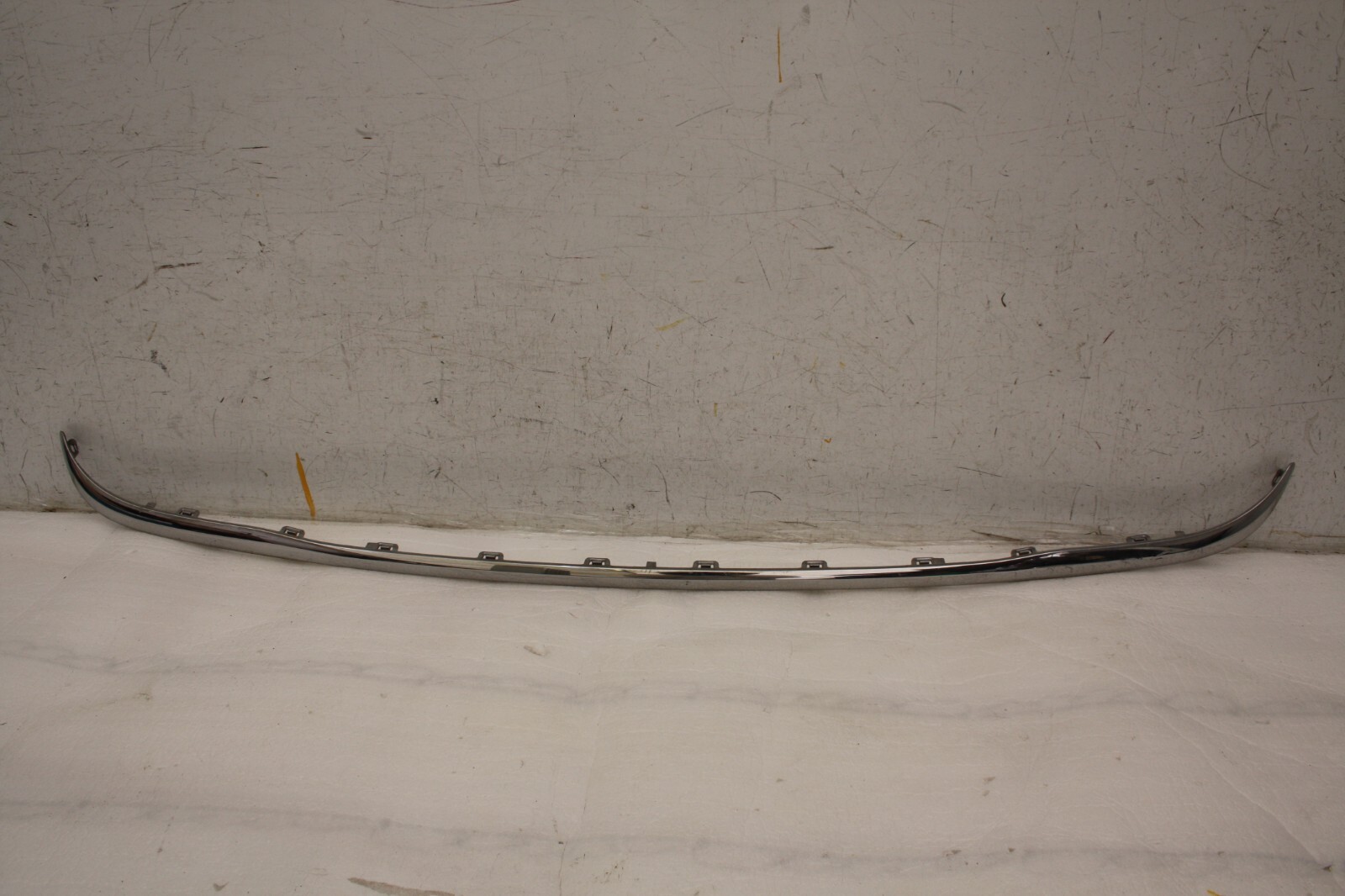 Mercedes GLC Class W253 AMG Rear Chrome Strip 2015 TO 2019 A2538851000 *DAMAGED*