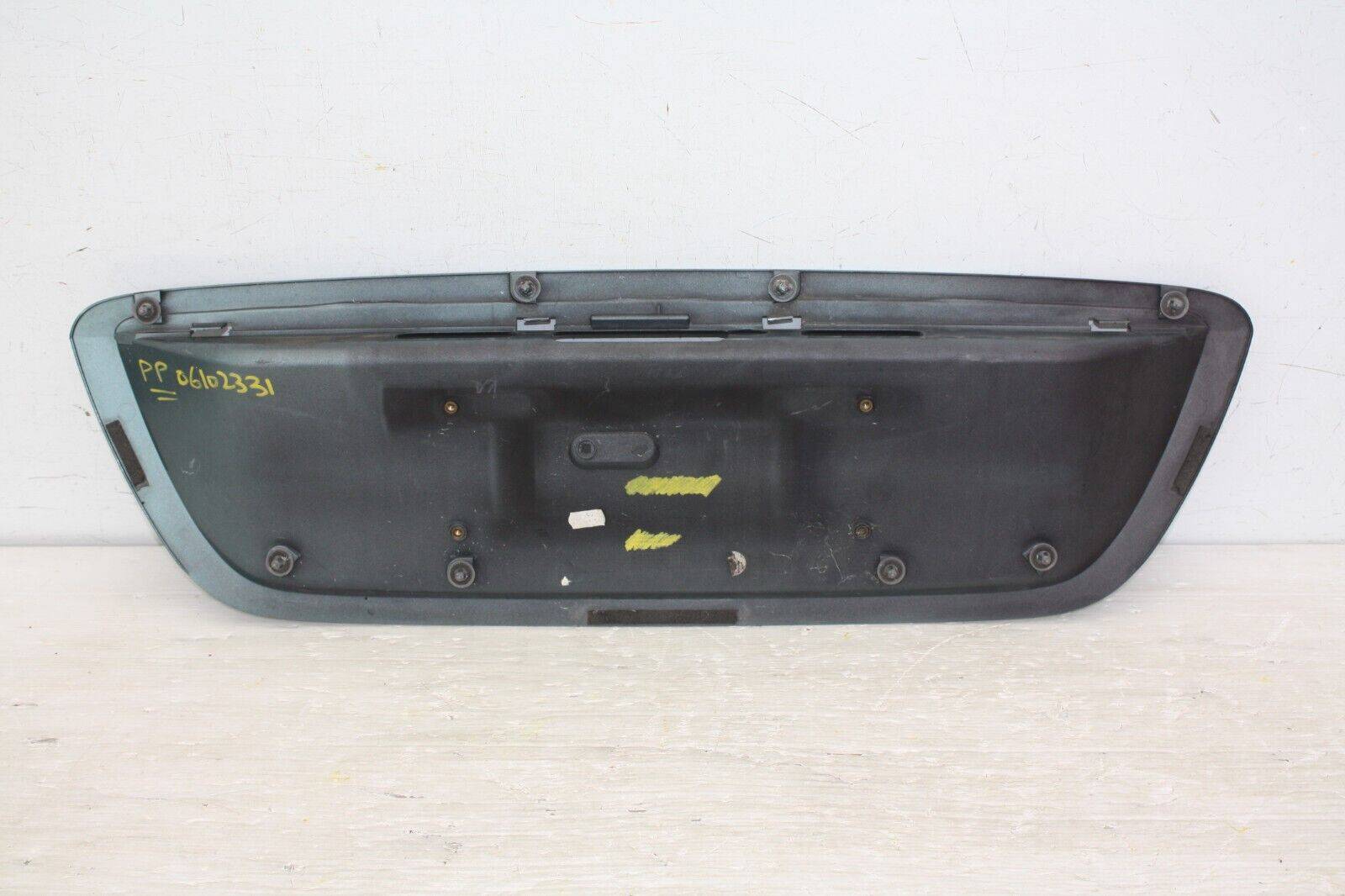 Mercedes-S-Class-W220-Rear-Number-Plate-Holder-2002-to-2006-A2207500281-Genuine-175952416170-10