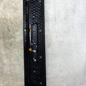 Mercedes V Class Rear Left Door Entrance Step Trim 15 TO 20 A4476802506 Genuine - Image 8