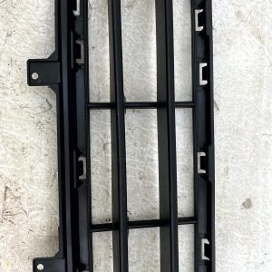 Mini Countryman F60 LCI Front Bumper Lower Grill 2020-2024 51119477040 Genuine - Image 4