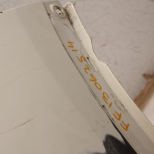 Nissan Juke Front Bumper 2014 TO 2019 62022-BV80H Genuine *DAMAGED* - Image 9