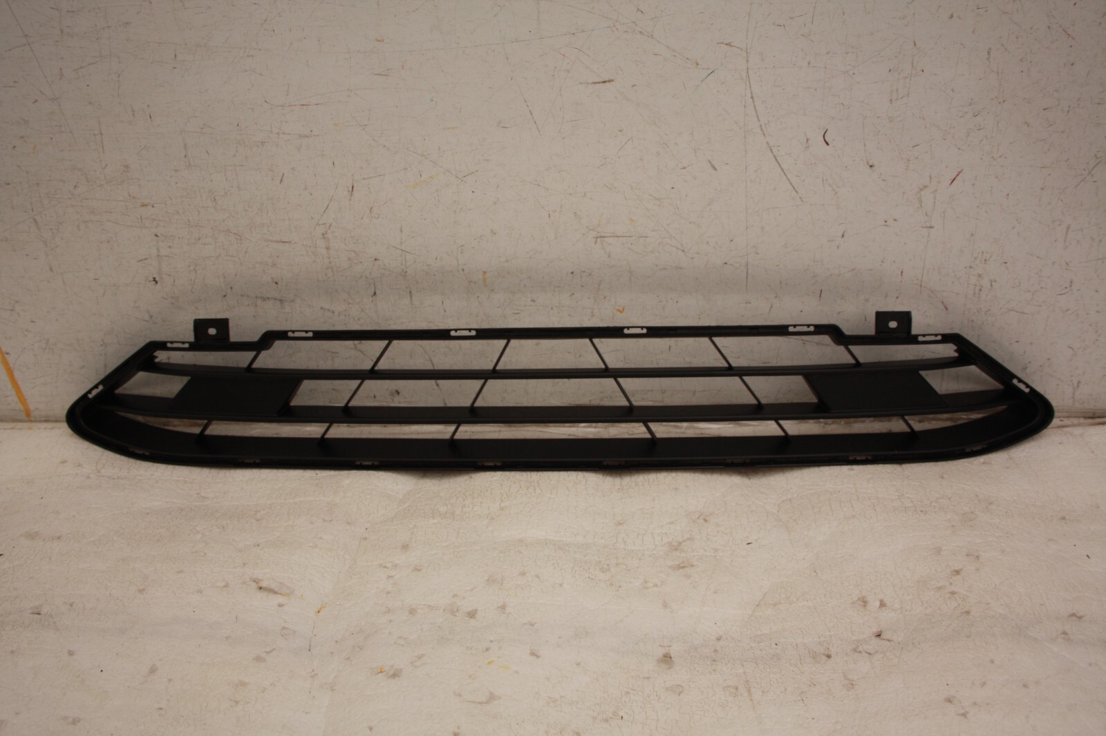 Nissan Qashqai Front Bumper Lower Grill 2024 ON 62026-HN*0A Genuine