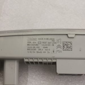 Peugeot Expert Daytime Running Light 2016 TO 2024 9824531480 Genuine *DAMAGED* - Image 6