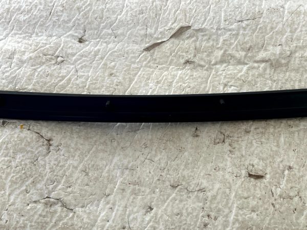 Peugeot Partner Lower Sliding Door Rubber Weatherstrip Seal 08-18 9025H4 Genuine 9 Peugeot Partner Lower Sliding Door Rubber Weatherstrip Seal 08 18 9025H4 Genuine 178319382300 10