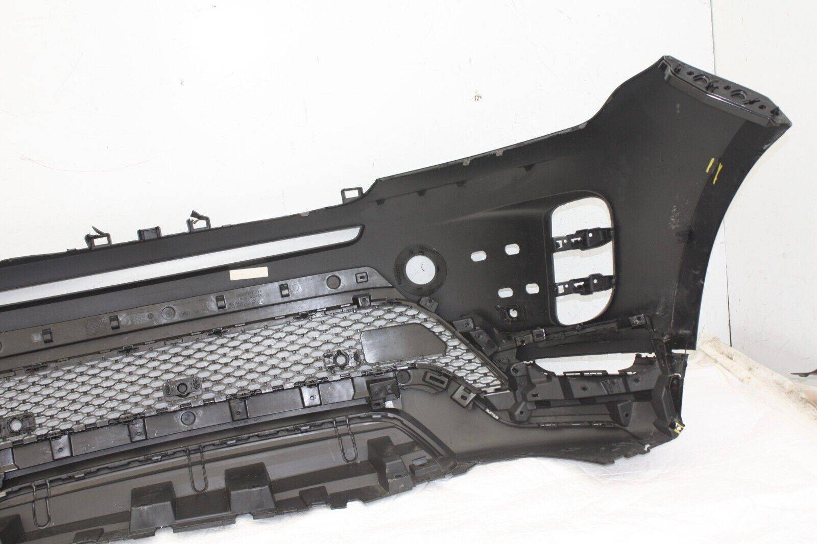 Range-Rover-Evoque-Dynamic-Front-Bumper-K8D2-17F003-E-Genuine-DAMAGED-176585084490-18