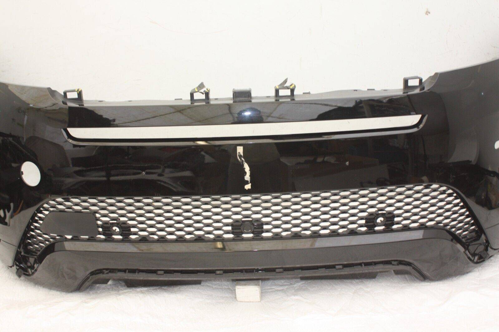 Range-Rover-Evoque-Dynamic-Front-Bumper-K8D2-17F003-E-Genuine-DAMAGED-176585084490-2