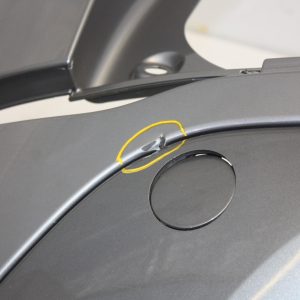 Range Rover Evoque Rear Bumper 2019 ON K8D2-17D781-AAW *GOT DAMAGED SEE ALL PIC* - Image 6