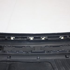 Range Rover Evoque Rear Bumper 2019 ON K8D2-17D781-AAW *GOT DAMAGED SEE ALL PIC* - Image 9