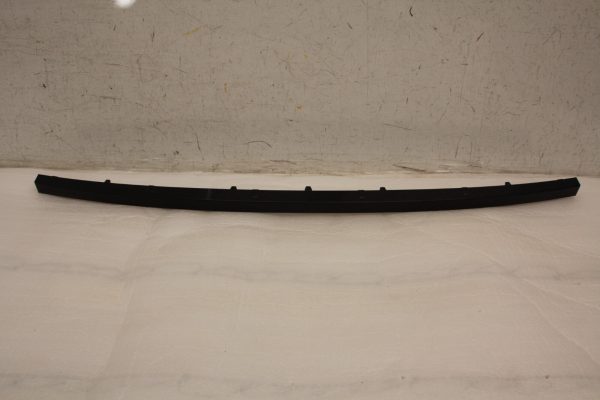 Range-Rover-Evoque-Rear-Bumper-Center-Trim-2019-ON-K8D2-17775-AB-Genuine-176937349120