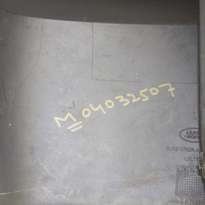 Range Rover Evoque Rear Bumper Right Corner 2015 TO 2019 BJ32-17926-A *DAMAGED* - Image 13