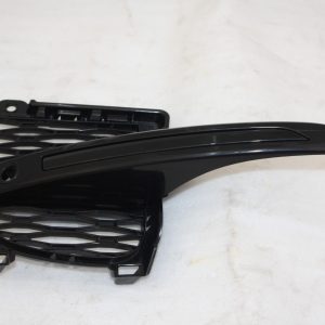 Range Rover Sport Front Bumper Right Grill 2022 ON N9X2-17K946-A *DAMAGED*