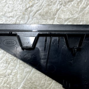 Range Rover Sport L494 Rear Left Door Pillar Trim 2013 TO 2018 DK62-255A63-AB - Image 9