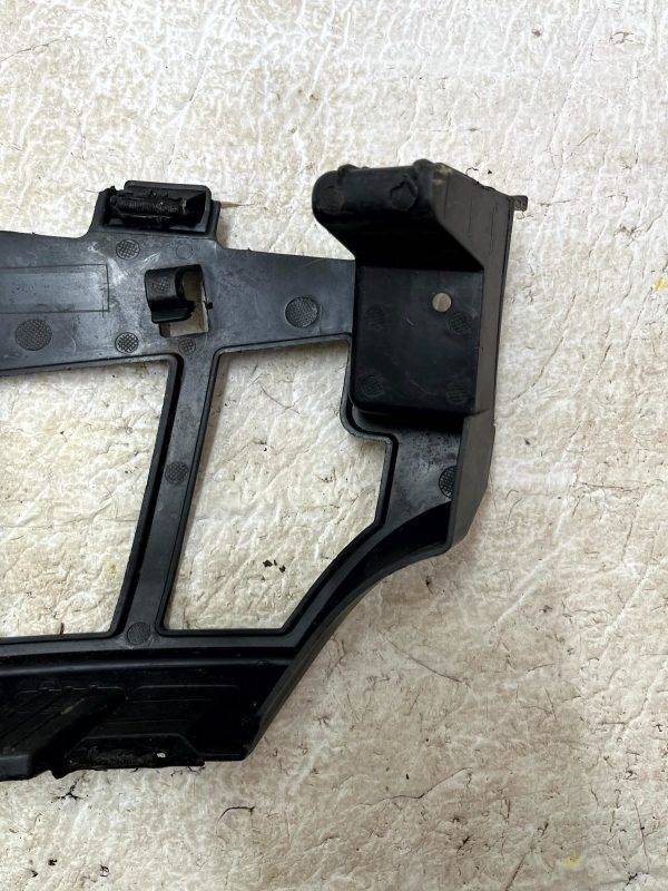 Range Rover Velar Front Bumper Right Bracket 2017 TO 2023 J8A2-17C862-BA Genuine 11 Range Rover Velar Front Bumper Right Bracket 2017 TO 2023 J8A2 17C862 BA Genuine 178507815450 12
