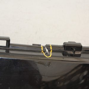 Range Rover Velar L560 Front Bumper 2017-2023 J8A2-17F003-GBW Genuine *DAMAGED* - Image 4